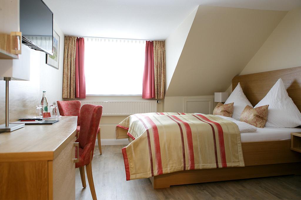 Neuwarft Altbau Hotel